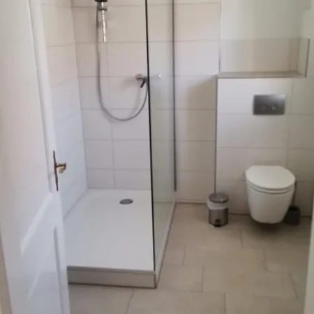 Altes Vogtshaus 3*
